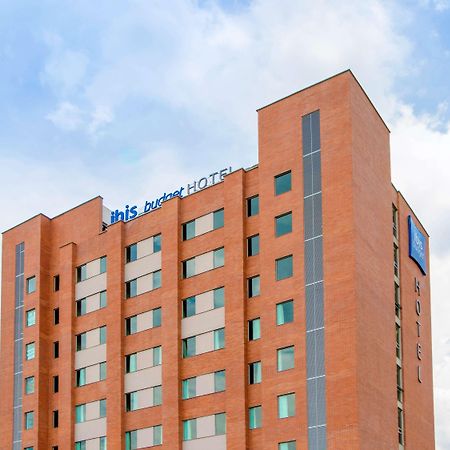 Ibis Budget Itagüí Esterno foto