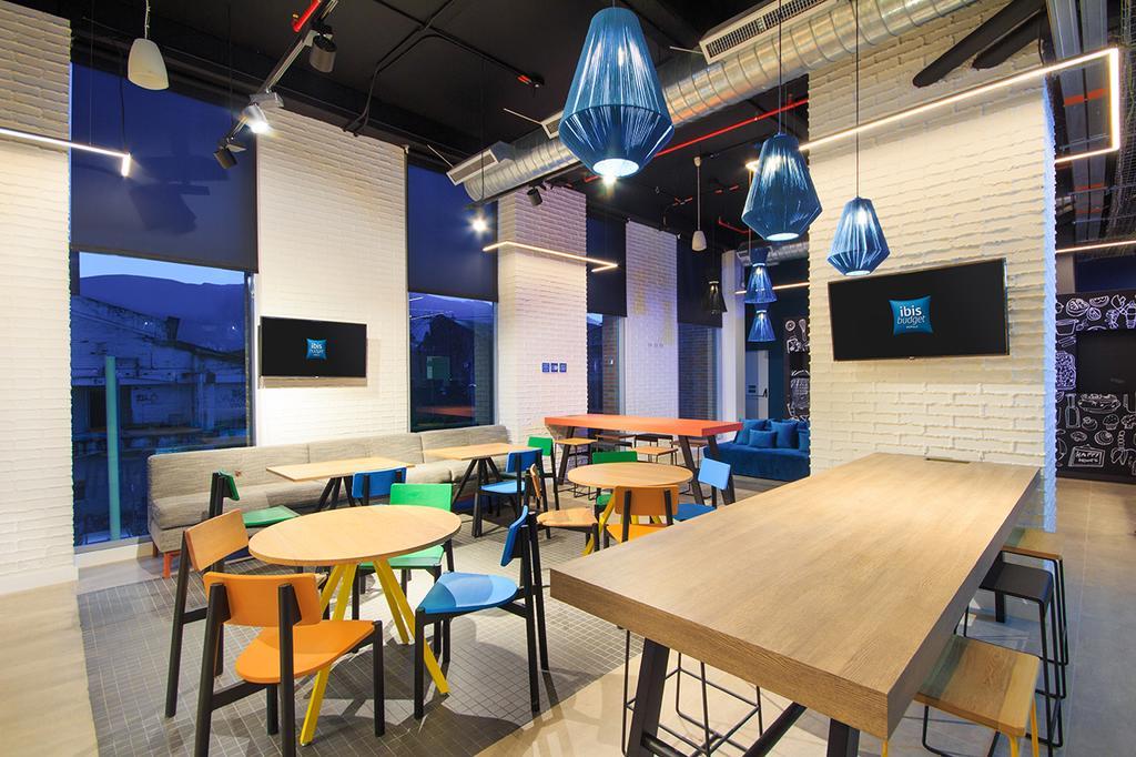 Ibis Budget Itagüí Esterno foto