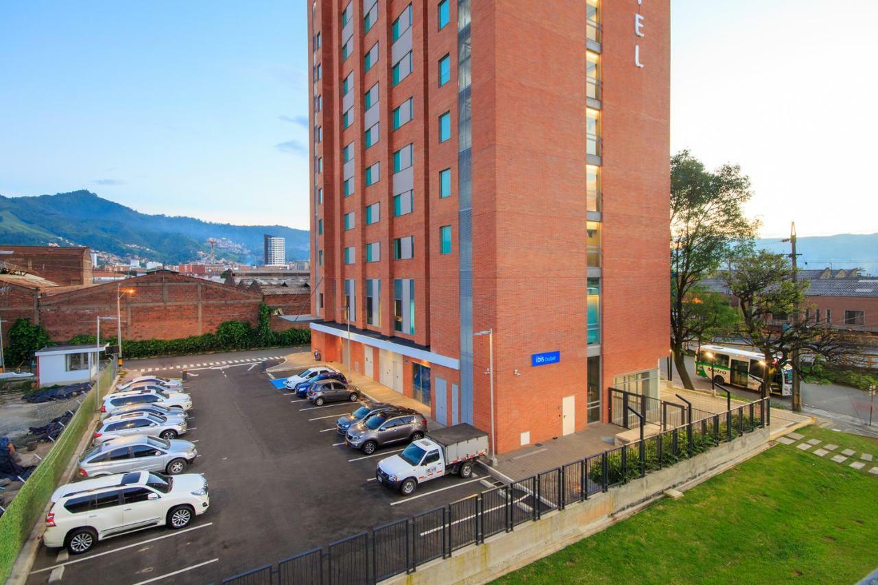 Ibis Budget Itagüí Esterno foto