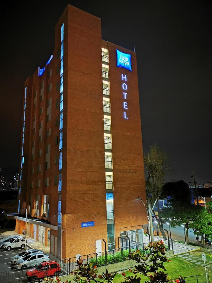 Ibis Budget Itagüí Esterno foto